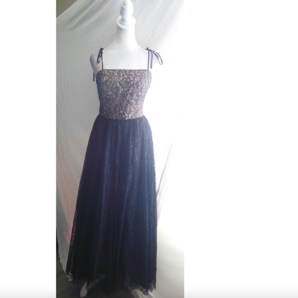 NEW CHELSEA28 Black Nude LACE Sequin Tulle TIE STRAP Party HOLIDAY Maxi DRESS M - Picture 5 of 10